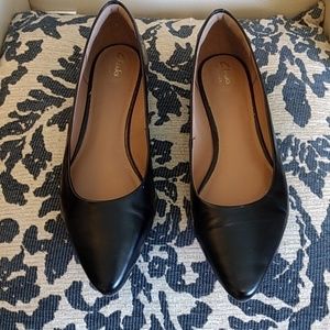 Clark's Artisan Women's Size 12 Black Leather Flat